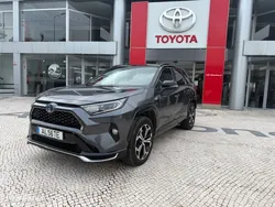 Toyota RAV4 2.5 HDF Plug-in Square Co.AWD-i