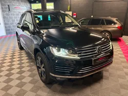 VOLKSWAGEN TOUAREG 3.0 V6 TDI 262 BMT Tiptronic 8 4Motion R-Line / Toit Ouvrant Panoramique / Sièges - Volant chauffants / Entretien à jour
