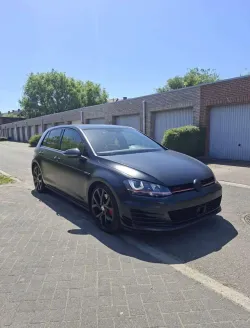 Volkswagen Golf GTI 2.0 TSI Performance DSG 230