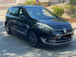 RENAULT GRAND SCENIC III 1.6 BOSE 130Cv à Chaîne de distribution 7 Places
