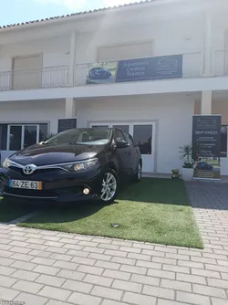 Toyota Auris 1.6 D4D Comfort + Navi
