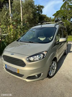 Ford Tourneo Courier 1.5 TDCi Titanium