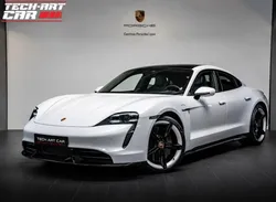 Porsche Taycan TURBO S 760 CH / PDLS+ / TOIT PANO / 5 PLACES / PORSCHE APPROUVE JUSQU' AU 09/2028