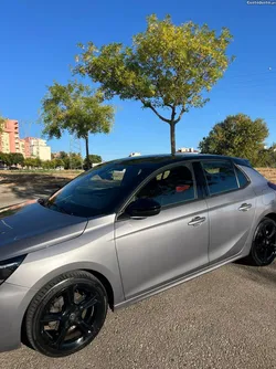 Opel Corsa GS LINE
