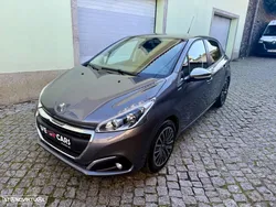 Peugeot 208 1.2 PureTech Style