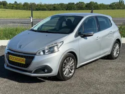 Peugeot 208 Phase II 1.2 PureTech 110 ch °° Allure °°
