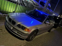 BMW 318 i