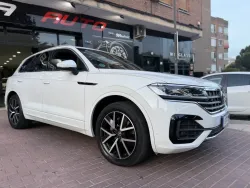 Volkswagen Touareg 3.0TDI V6 R-Line Individual Tip. Elegance 4M 210kW
