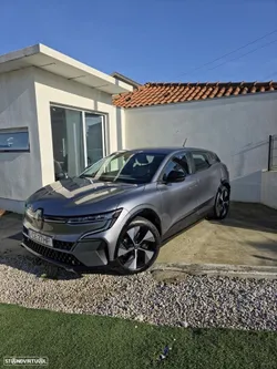 Renault Mégane E-Tech EV60 220hp optimum charge Equilibre