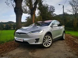 Tesla Model X 100D