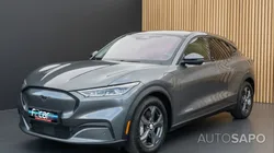 Ford Mustang Mach-E AWD de 2023
