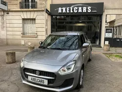 Suzuki Swift 1.2 Dualjet Mild-Hybrid 83 CHEVAUX Avantage 5portes CLIM S&S Kit mains-libres Bluetooth DAB USB Limiteur Régulateur de vitesse adaptatif Capteur de luminosité Rétroviseurs électriques ABS
