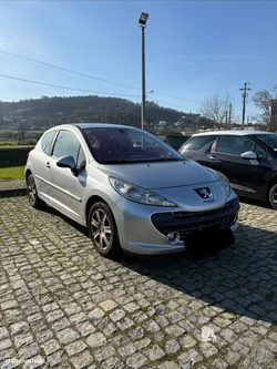 Peugeot 207 1.6 HDi Sport