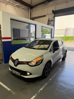 Clio 4 essence faible kilométrage