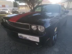 Dodge  Challenger SLT V6 3.6 Rally Red