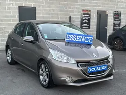 PEUGEOT 208 • ALLURE • 1.2VTi 82ch • BVM5 • CLIM • ‼️TRÈS BON ÉTAT‼️