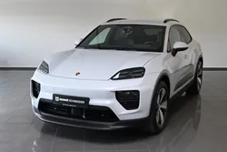 Porsche Macan 100kWh 360CH - 1ère Main - Suivi Porsche - ACC - HUD - Apple Carplay - Caméra - Sièges Mémoire - PSM - 6 850KM