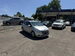 PEUGEOT 208 1.2 VTi 82ch BVM5 Active