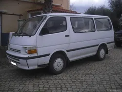 Toyota HiAce 2400