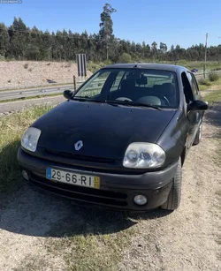 Renault Clio 5 portas