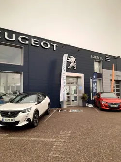 Peugeot 2008 (2) 1.2 PT 130 EAT8 GT Line