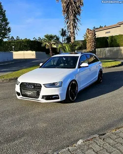 Audi A4 2.0TDI S-line