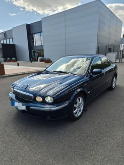 1er Main, Jaguar X-Type, 81000km, 2.2d 150cv, bleu pailleté, suivie complet Jaguar