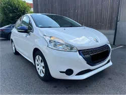 Peugeot 208 1.0 VTi 68 ch Like 1ERE MAIN COURROIE CHANGÉE CLIMATISATION GARANTIE