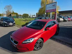 Volvo v 40 2.0 d2 120 cv business geartronic 6 .du 04/2019 avec 75 000 kms .1er main + carnet volvo