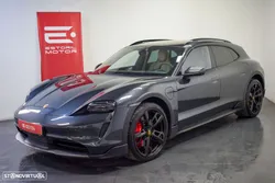 Porsche Taycan Cross Turismo 4S