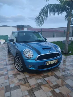 MINI Cooper R56
