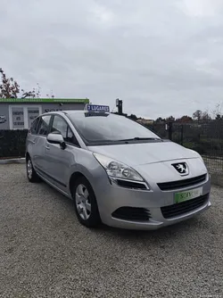 Peugeot 5008 1.6 HDi Allure