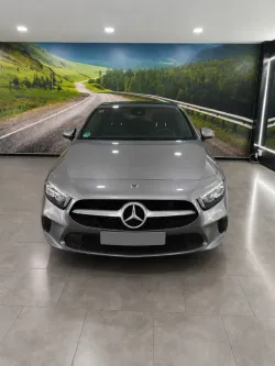 Mercedes-Benz A 180 180d 7G-DCT