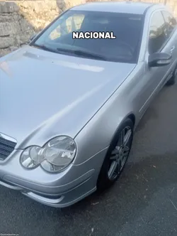 Mercedes-Benz C 220 CDI Coupé 150 cv NACIONAL Impecável