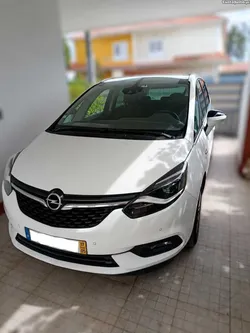 Opel Zafira Tourer