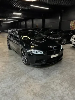 Bmw m5 f10 drivelogic 7 / restylee full options