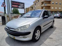 Peugeot 206 1.1 i      ( Viatura  Nacional )