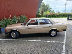 Mercedes-Benz 300 Saden