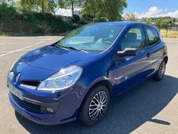 Renault clio iii 1.2 75 ch dynamique