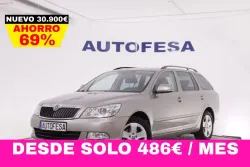 Skoda Octavia 1.6 TDI COMBI 105CV 5P # NAVY, PARKTRONIC