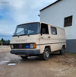 Mercedes-Benz MB 130