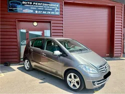 Mercedes classe a180 109cv climatisation semi cuir bluetooth regulateur 2011