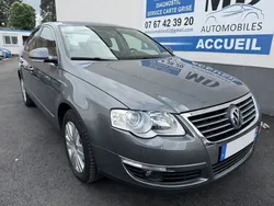 MAGNIFIQUE Volkswagen Passat 2.0 TDI 140 CV Highline PREMIERE MAIN