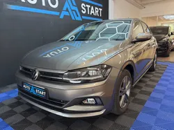 Volkswagen Polo VI 1.0 TSI DSG7 95 Ch Carat - HISTORIQUE COMPLET / CARPLAY / CAMERA DE RECUL / RADARS AV & AR / SIEGES CHAUFFANT