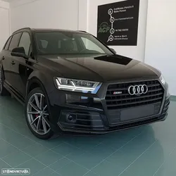 Audi Q7 3.0 TDI quattro S-line Tiptronic 7L