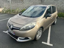 Scenic 3 phase 3 1.5 DCI 110cv 5 places 07/2015 200 000km entretient exclusive Renault