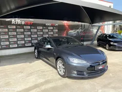 Tesla Model S 85