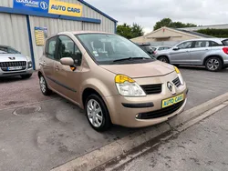 Renault MODUS 1.2 i 75 CV