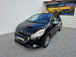 Peugeot 208 1.2VVTi 82Cv 140.000Km 07/2014