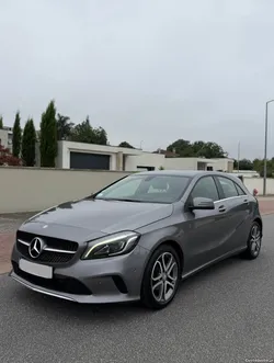 Mercedes-Benz A 180 d Automático
